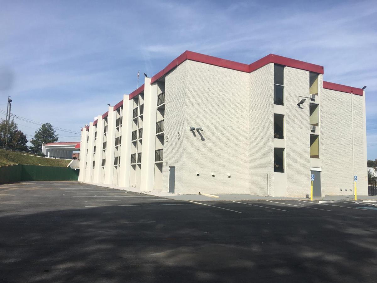 Peachtree Inn & Suites Doraville Exterior foto